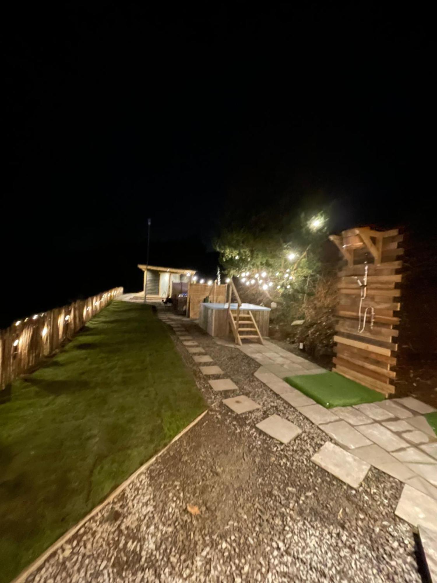 Rostrevor Mountain Lodge - Glamping Pods - Revive Sauna & Hot Tubs Dış mekan fotoğraf