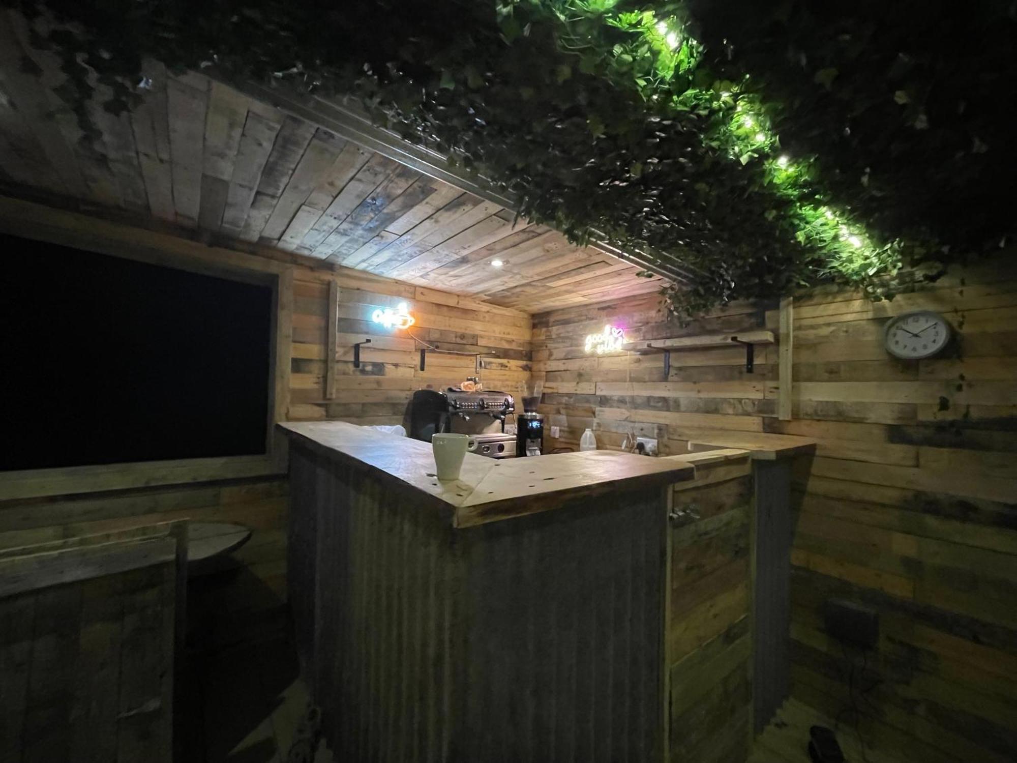 Rostrevor Mountain Lodge - Glamping Pods - Revive Sauna & Hot Tubs Dış mekan fotoğraf