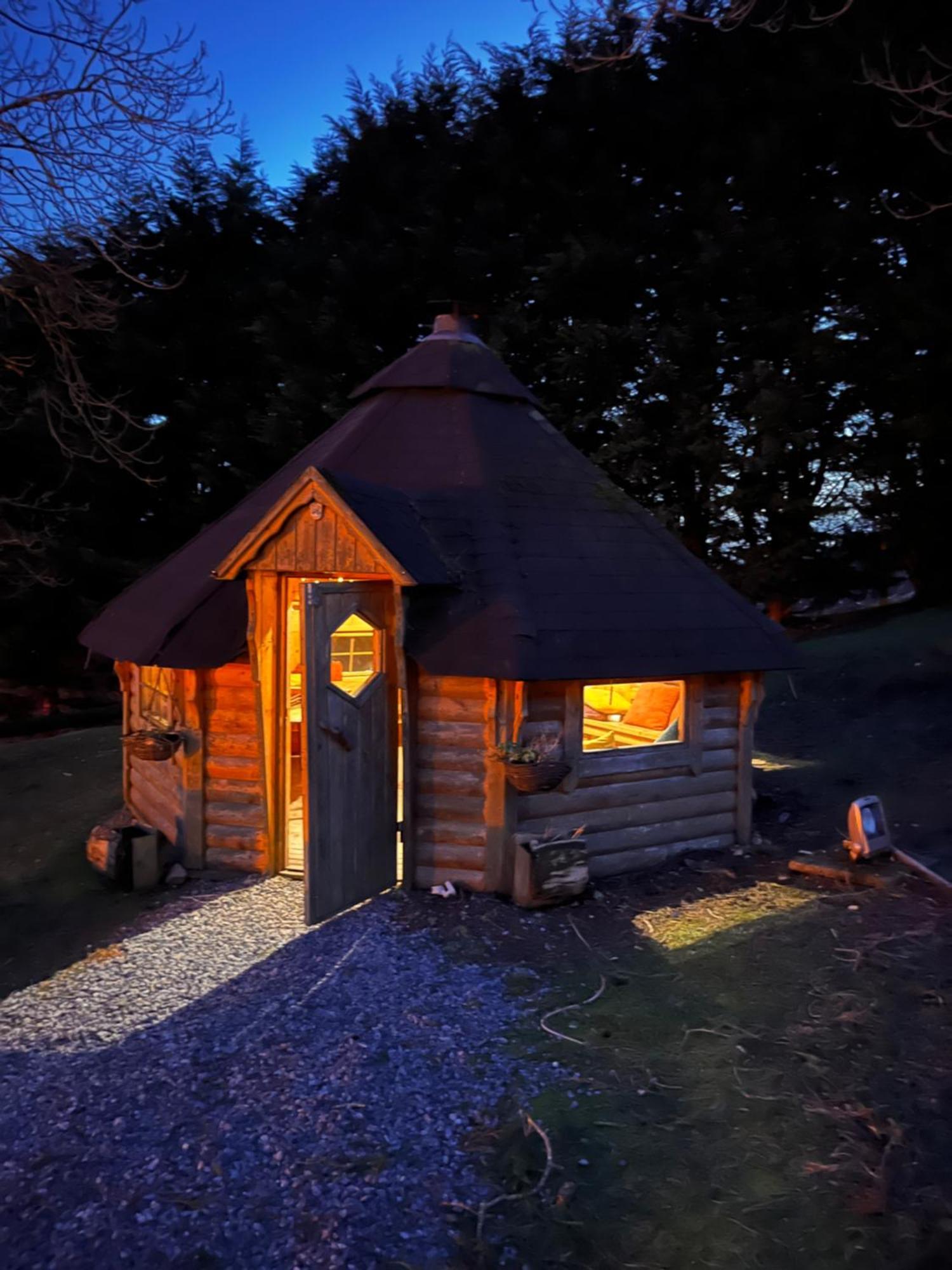 Rostrevor Mountain Lodge - Glamping Pods - Revive Sauna & Hot Tubs Dış mekan fotoğraf